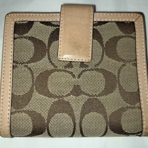 Signature Coach Wallet